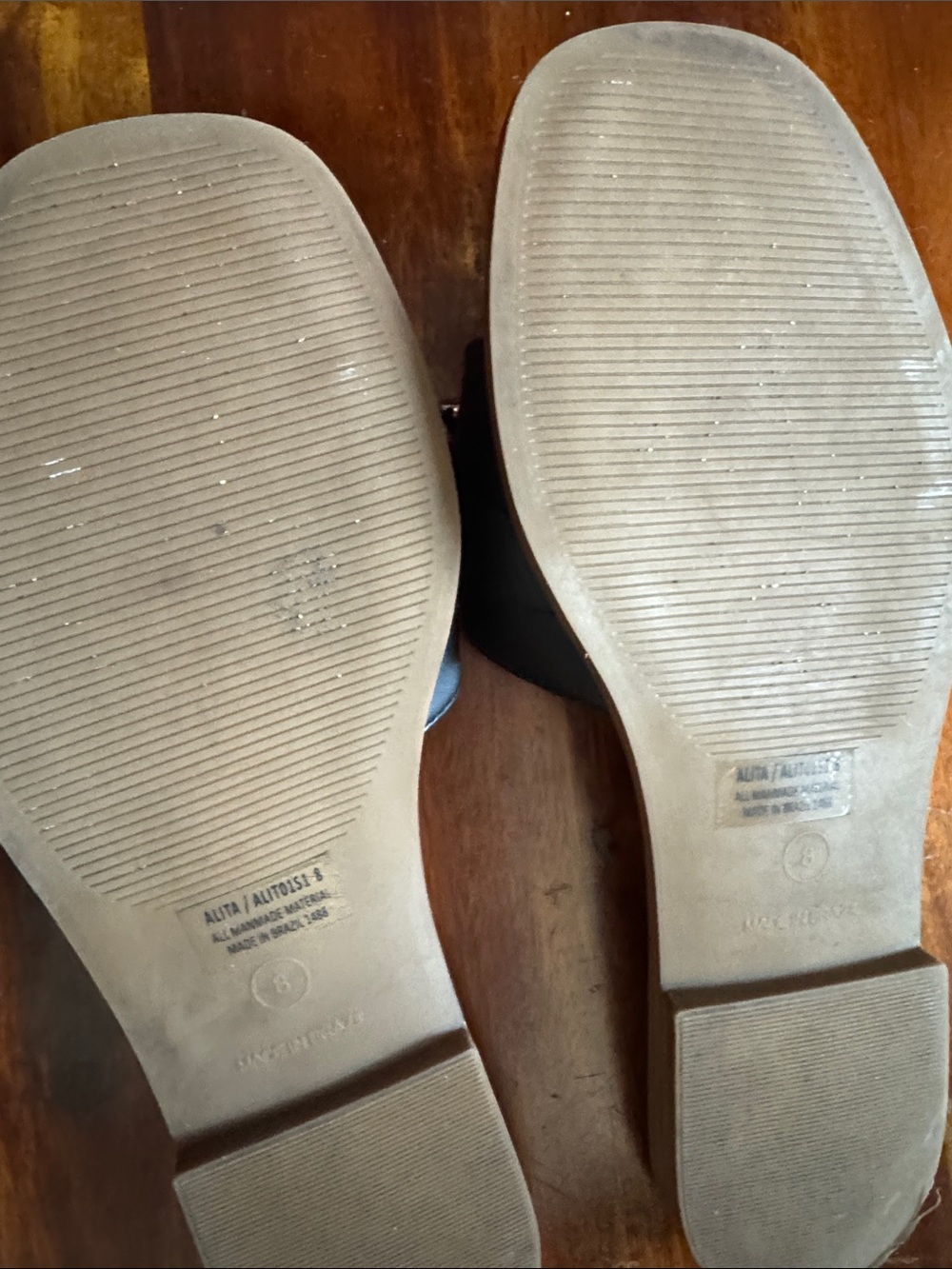 Steve Madden Black Leather Slide Mules with Gold Buckle - Picture 3 of 3